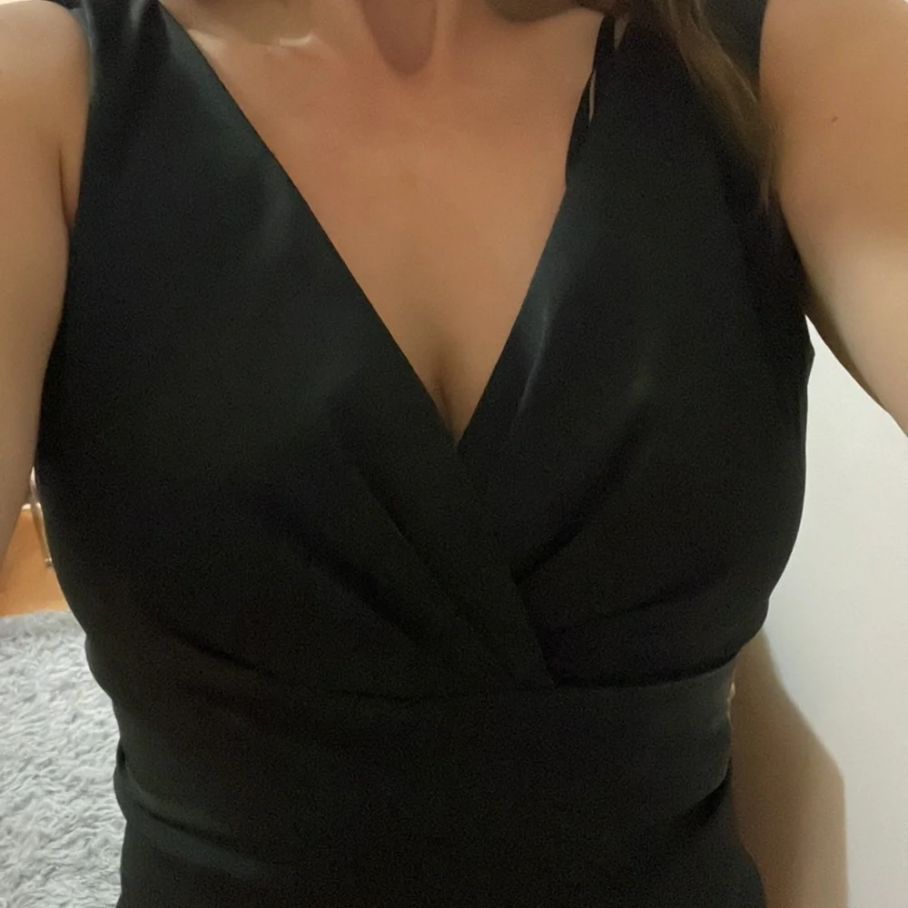 WHBM LBD - Picture 5 of 10